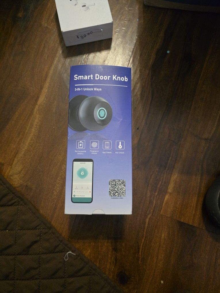 SMART DOOR KNOB 3-IN1 WAYS TO LOCK 