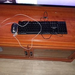 A Computer mouse With Keyboard 
