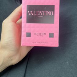 Valentino Donna Born in Roma Intense EDP 3.4 OZ
