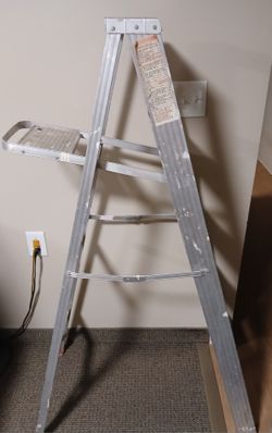 5  Ft Aluminum Ladder