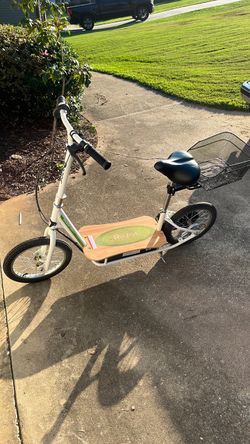 Razor electric scooter