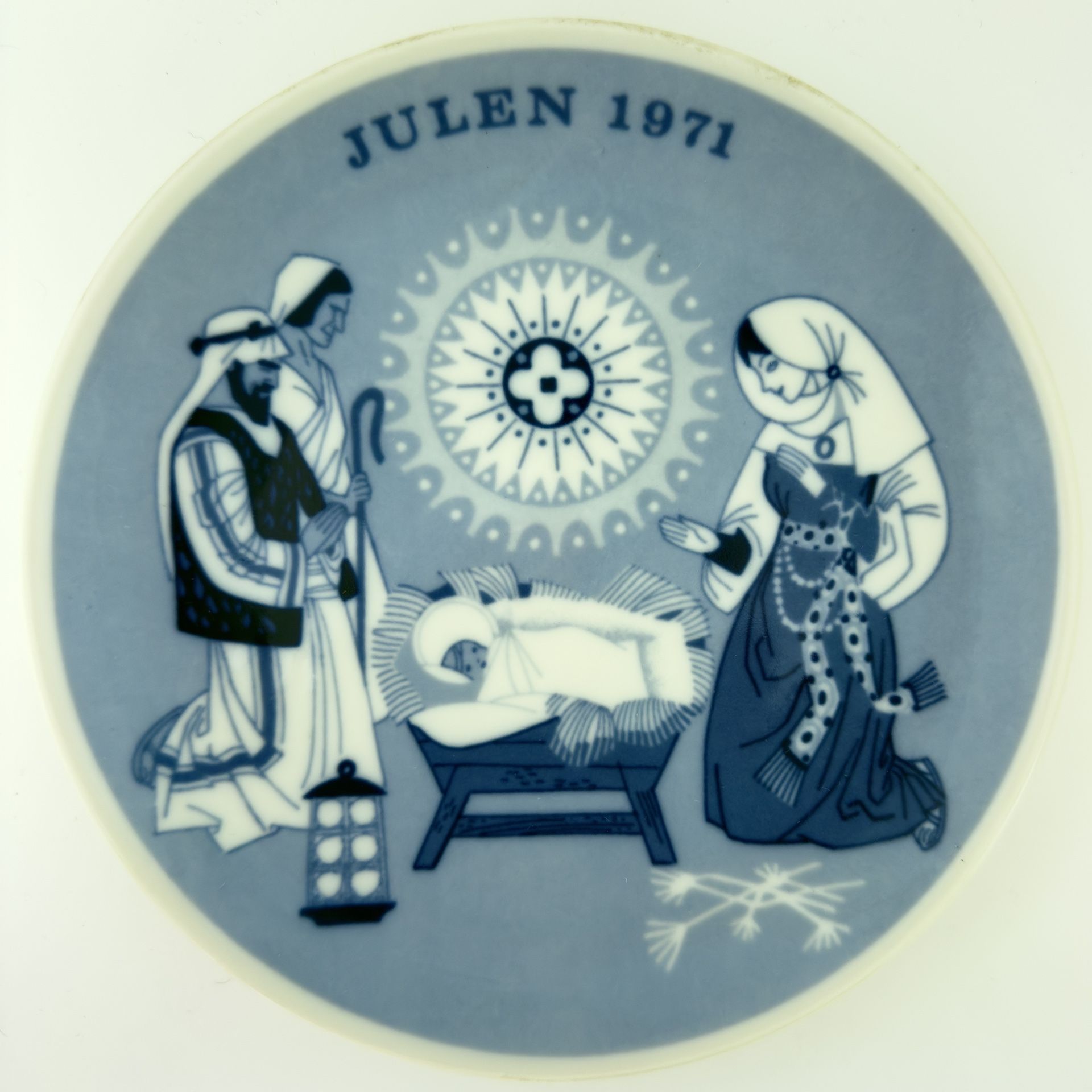 1971 Porsgrund Norway Porcelain Christmas Plate “A Child is Born” Gunner Bratlie *Price Reduced
