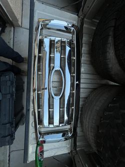 09-14 Ford F150 Grill Cover 