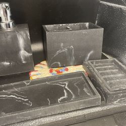 4 Piece Faux Marble Bathroom Accessories Set