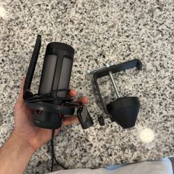 Microphone