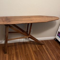 Roc bill Ironing board