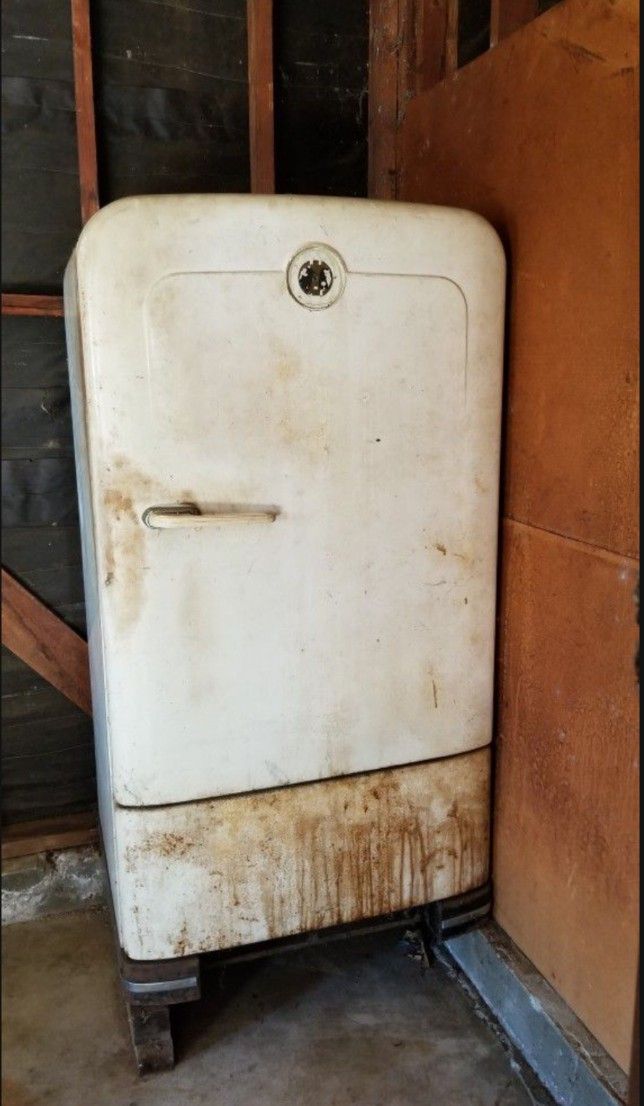 Antique Serval Lp Gas Refrigerator
