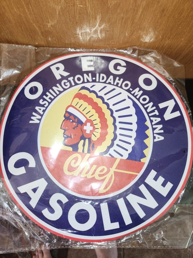 Oregon Wahington Idaho Monana Gasoline Metal Sign NEW