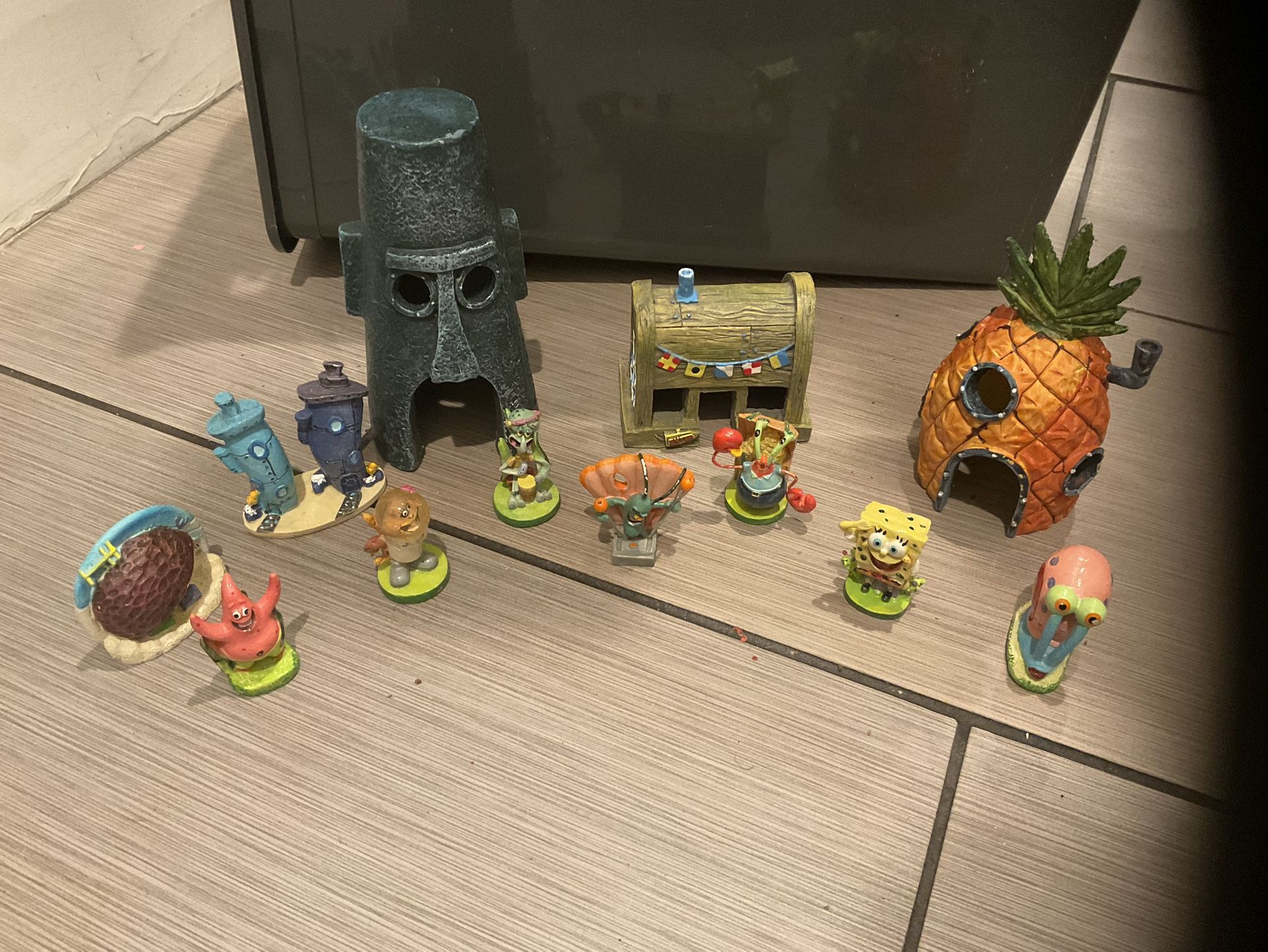 SpongeBob Fish Tank Decor 12pc
