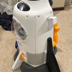 Kid Toy Rocketship