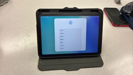 I pad mini A17 pro 128 GB with cellular no scratches