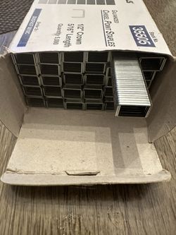 Galvanized Chisel Point Staples