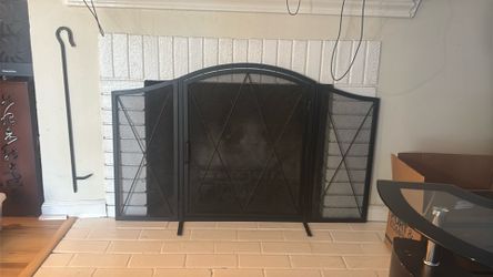 Fireplace gate