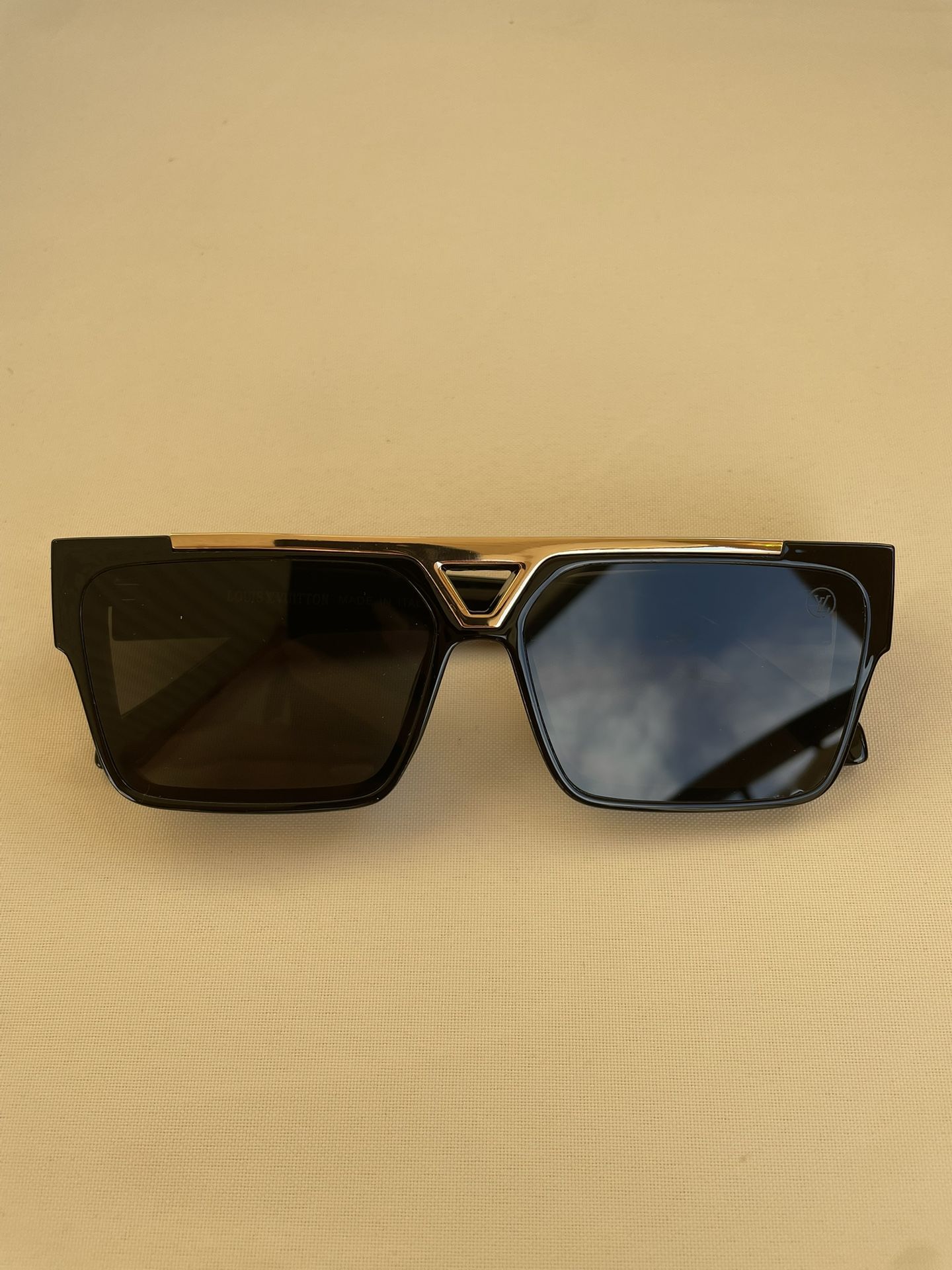 Black LV 1.1 Evidence Sunglasses