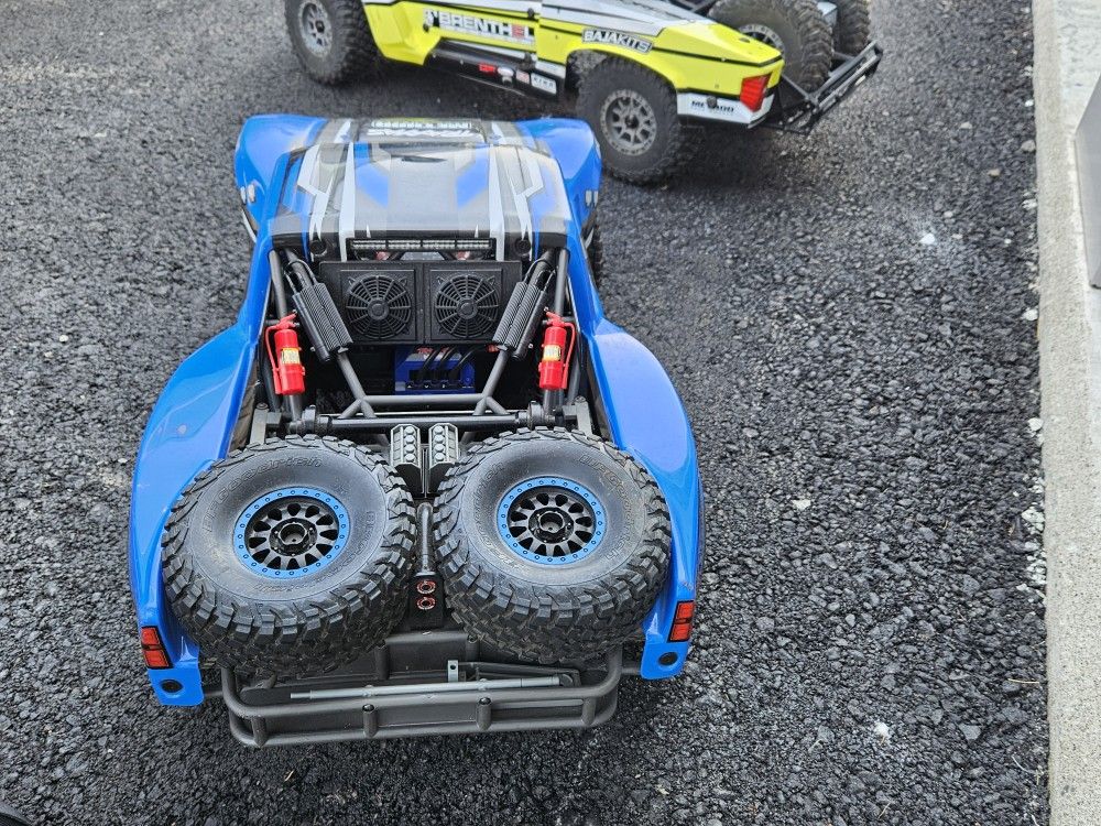 Traxxas Racing Truck 1/6 Scale
