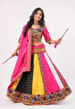 Navratri/ Garba chaniya choli (lehenga)