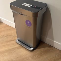 simplehuman 45 L Trash Can – Grey, Excellent Condition