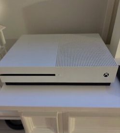 Xbox one S 1 TB