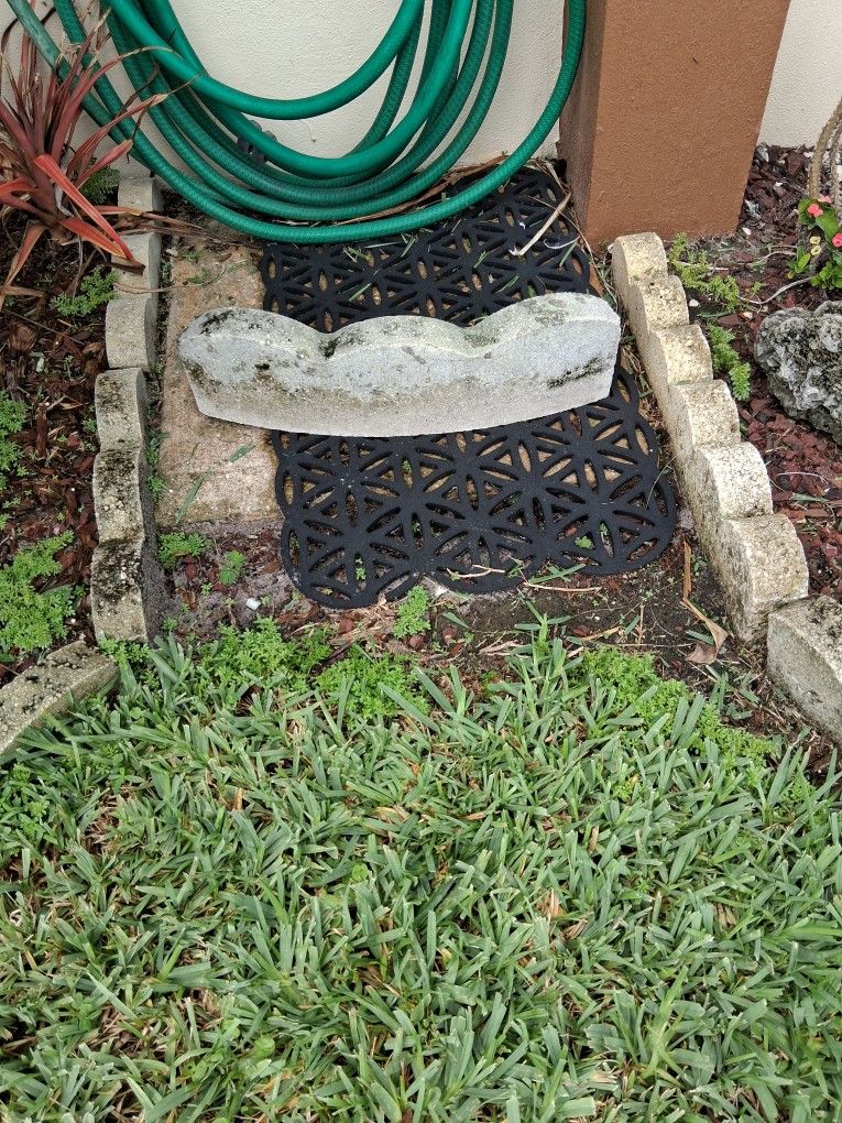 18 Landscape Stones All Curved