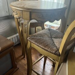 Pub Table