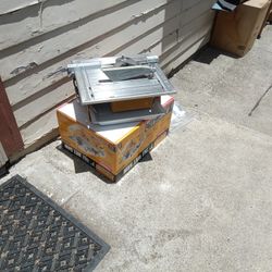 Workforce  7in Tile Wet Saw