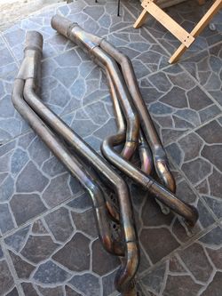 16-24 FORD MUSTANG GT HEADERS!! 150$ NEED WORK