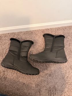 Black boots