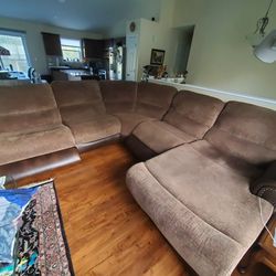 Modular Sectional Couch w recliners and chaise.