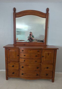 Broyhill Continental Dresser