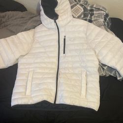 white holister puffer jacket 