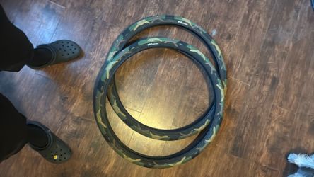29 x 2.1 Cult Camo Vans Tires (2 wheels)