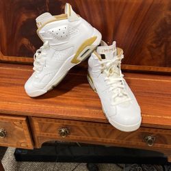 Air Jordan Golden Moment Size 11