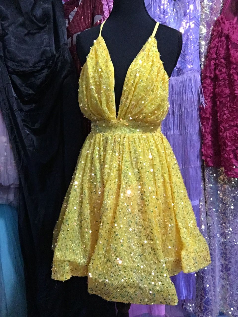 Marilyn Monroe Inspired Yellow Sequin Mini Dress – Deep V Neck Backless Party Dress
