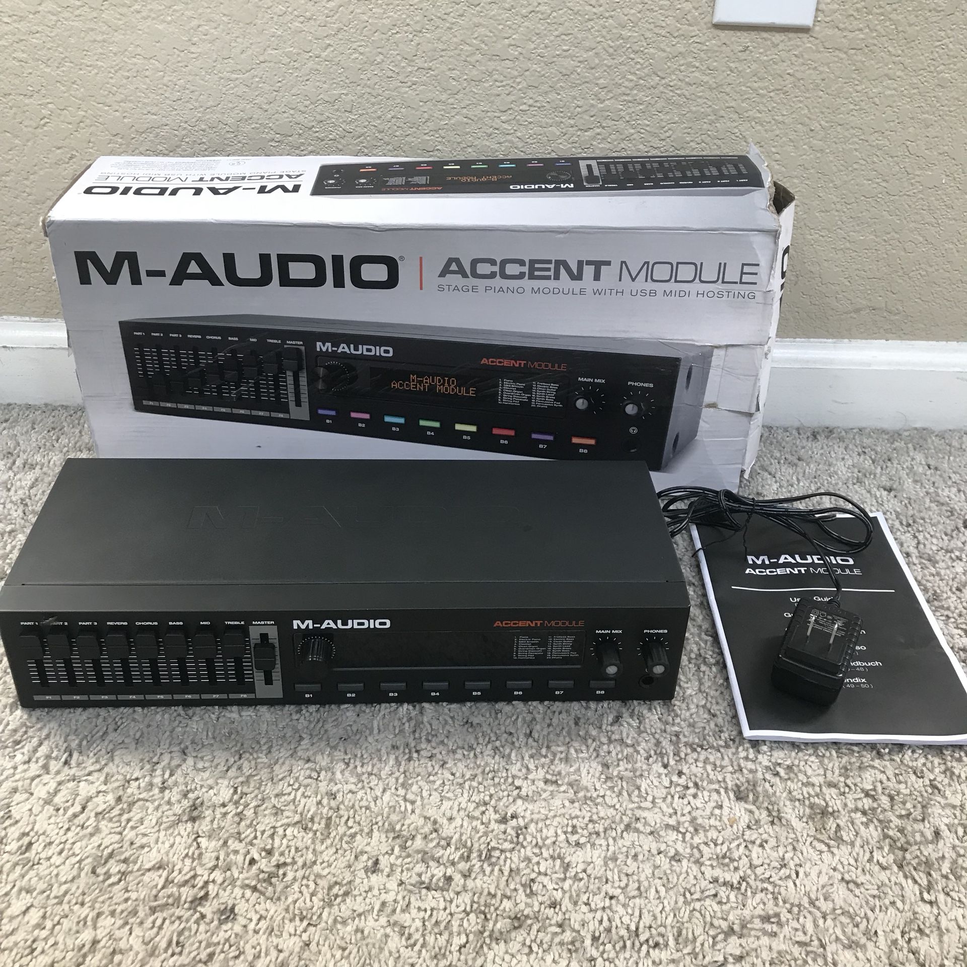 M-AUDIO ACCENT MODULE STAGE PIANO USB MIDI SYNTH RARE