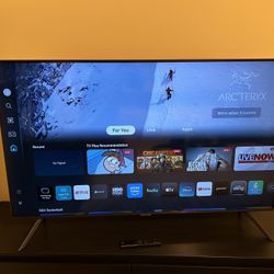 Samsung CU700 Series 50" UHD 4K. UN50CU7000