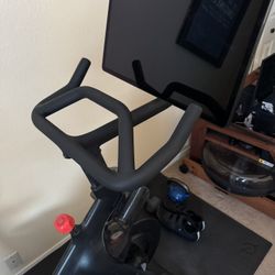 Peloton Bike+ (plus)