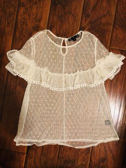 Iris Women’s Front Ruffles Lace Top- White