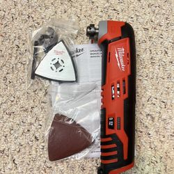 Milwaukee M12 Cordless Multi tool Oscillating Tool
