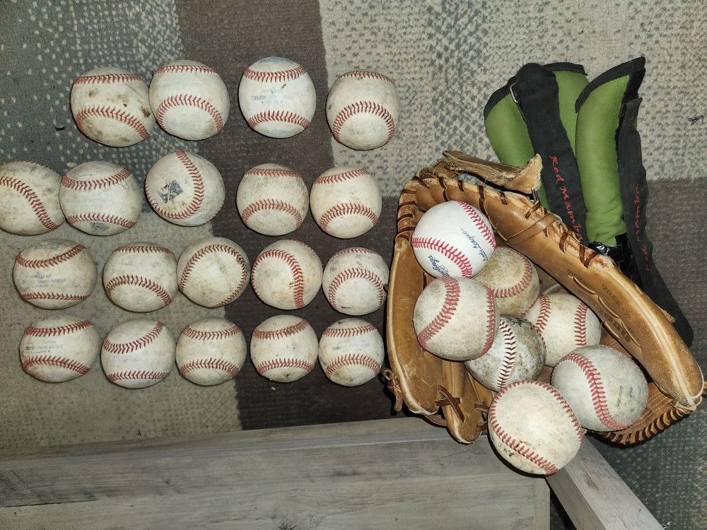 22 Baseballs, Wood Bat (32"), Power Blast Bat & Ball, & Free Baseball Glove & Ankle Weights.