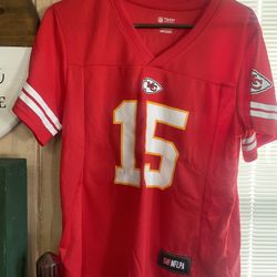 New NFL Kansas City Chiefs Jersey Woman’s Large 