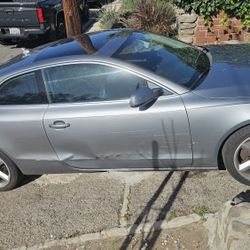 2010 Audi A5 Premium Plus Quattro - Mechanic's Special / Project Car $3,000