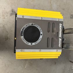 Lightning Amp Brand New