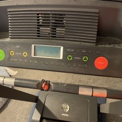 Golds Gym Brand Auto Incline Treadmill For Home 