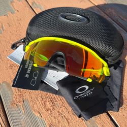 Oakley radar