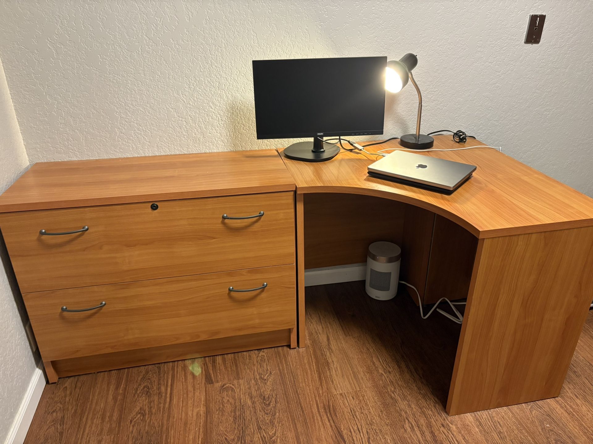 Dania Corner Desk - Oak
