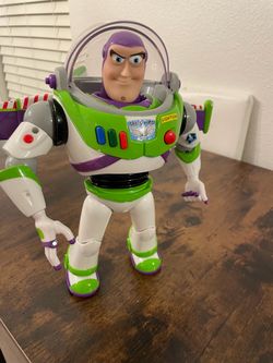 Buzz lightyear Disney Pixar Toy Story collectible action figure