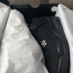Jordan 4 BLACK CAT Size 7Y GS