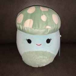 7” Bo Lynn Mushroom Squishmallow (New with Tags) 