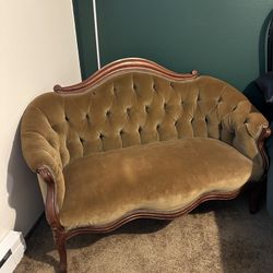 Victorian Antique Sofa 