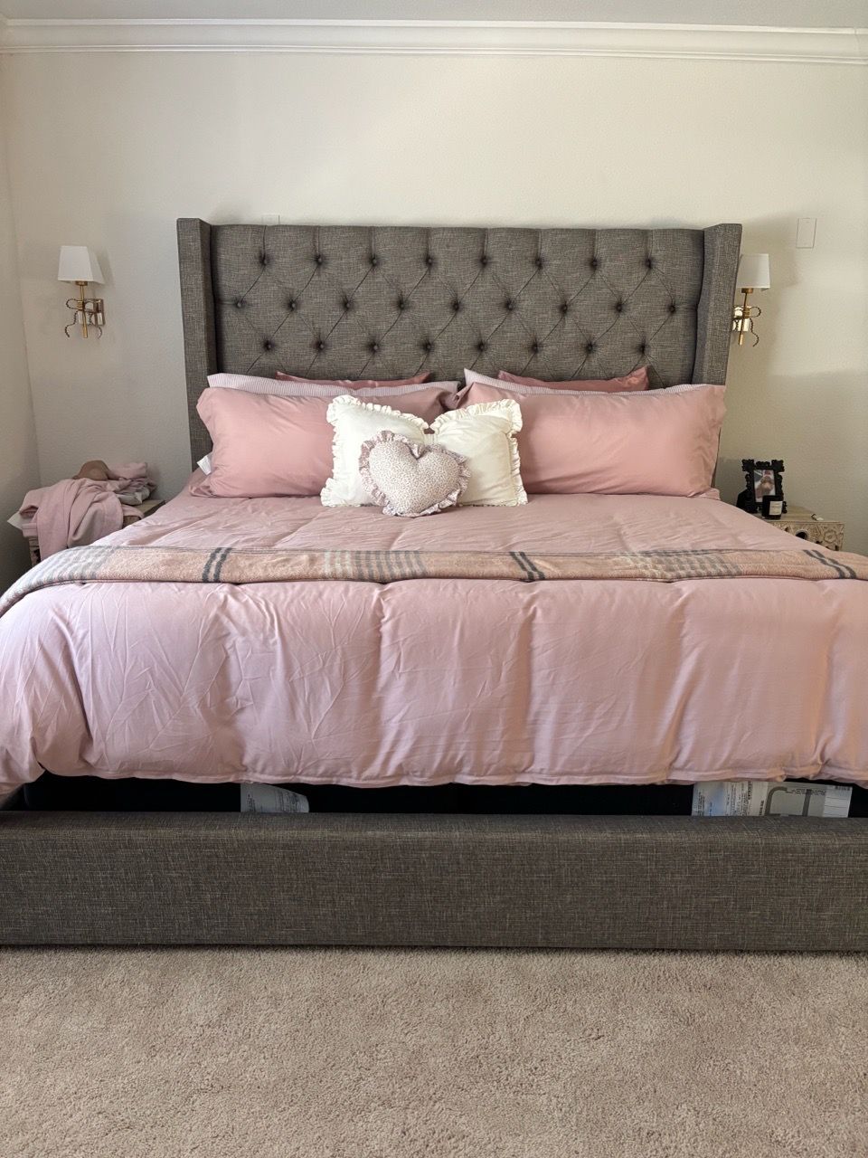 Beautiful Upholstered grey king bed for Sale in Houston, TX - OfferUp